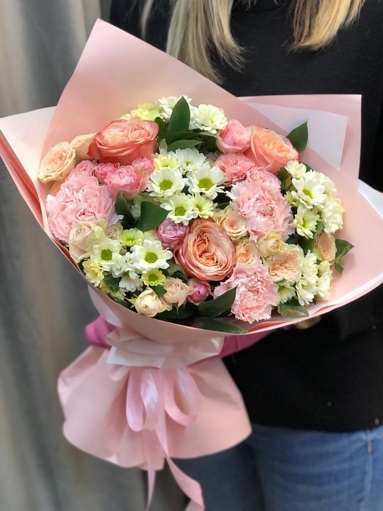 Букет цветов из: Гвоздики, Розы и Хризантемы в Рязанской