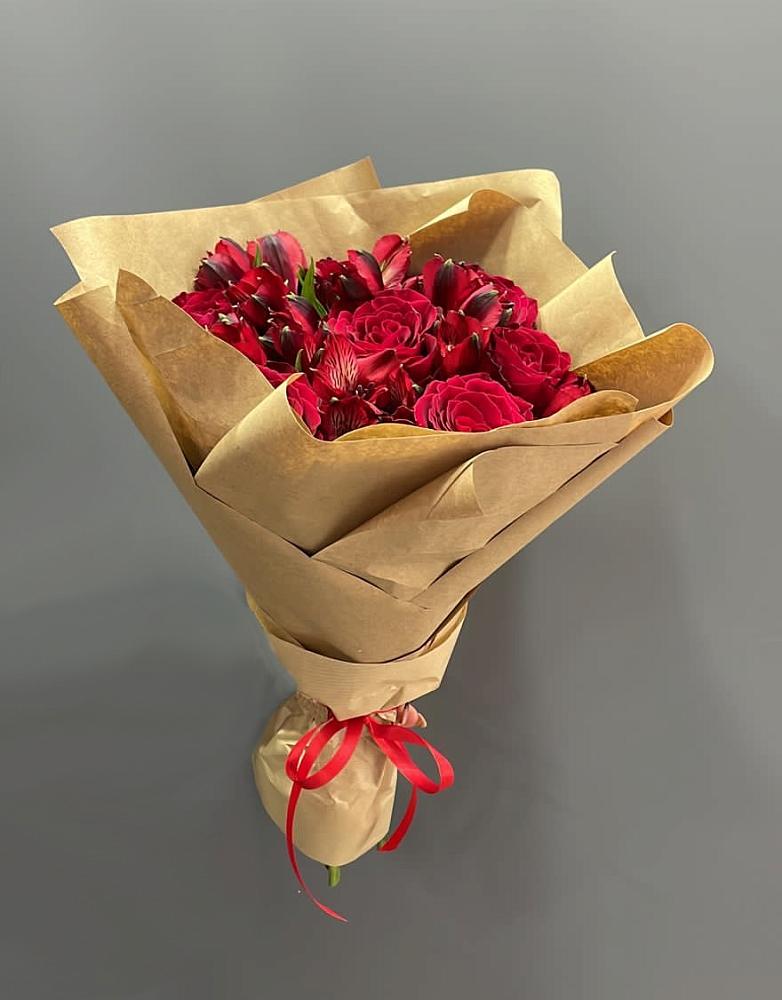 Букет цветов из: Альстромерии и Розы в Рязанской