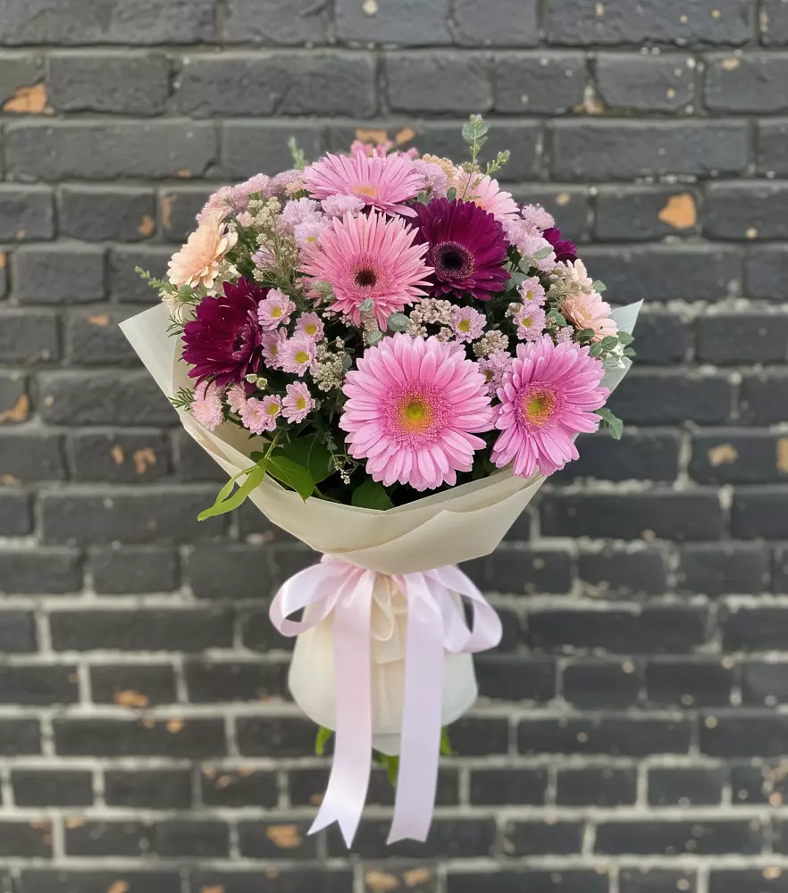 Букет цветов из: Герберы и Хризантемы в Рязанской