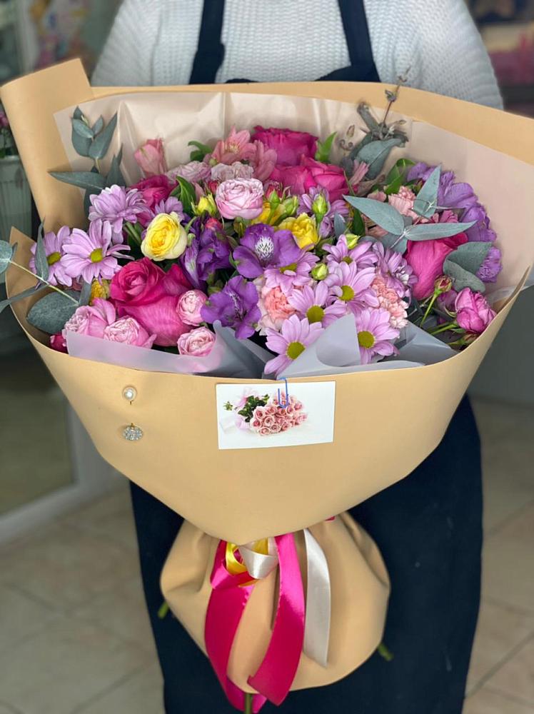 Букет цветов из: Хризантемы, Гвоздики и Альстромерии в Рязанской