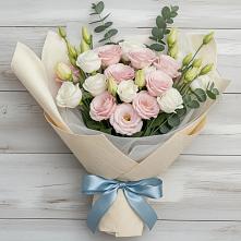 Букет цветов из:  Лизиантусы в Рязанской