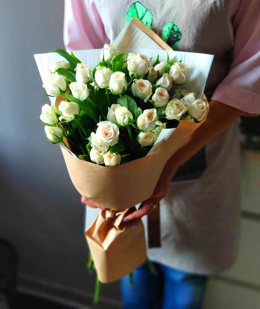 Букет цветов из: Розы в Рязанской