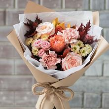 Букет цветов из:  Гвоздики, Хризантемы и Розы в Рязанской