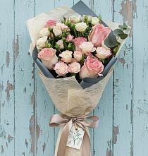 Букет цветов из:  Розы в Рязанской