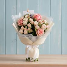 Букет цветов из:  Розы в Рязанской